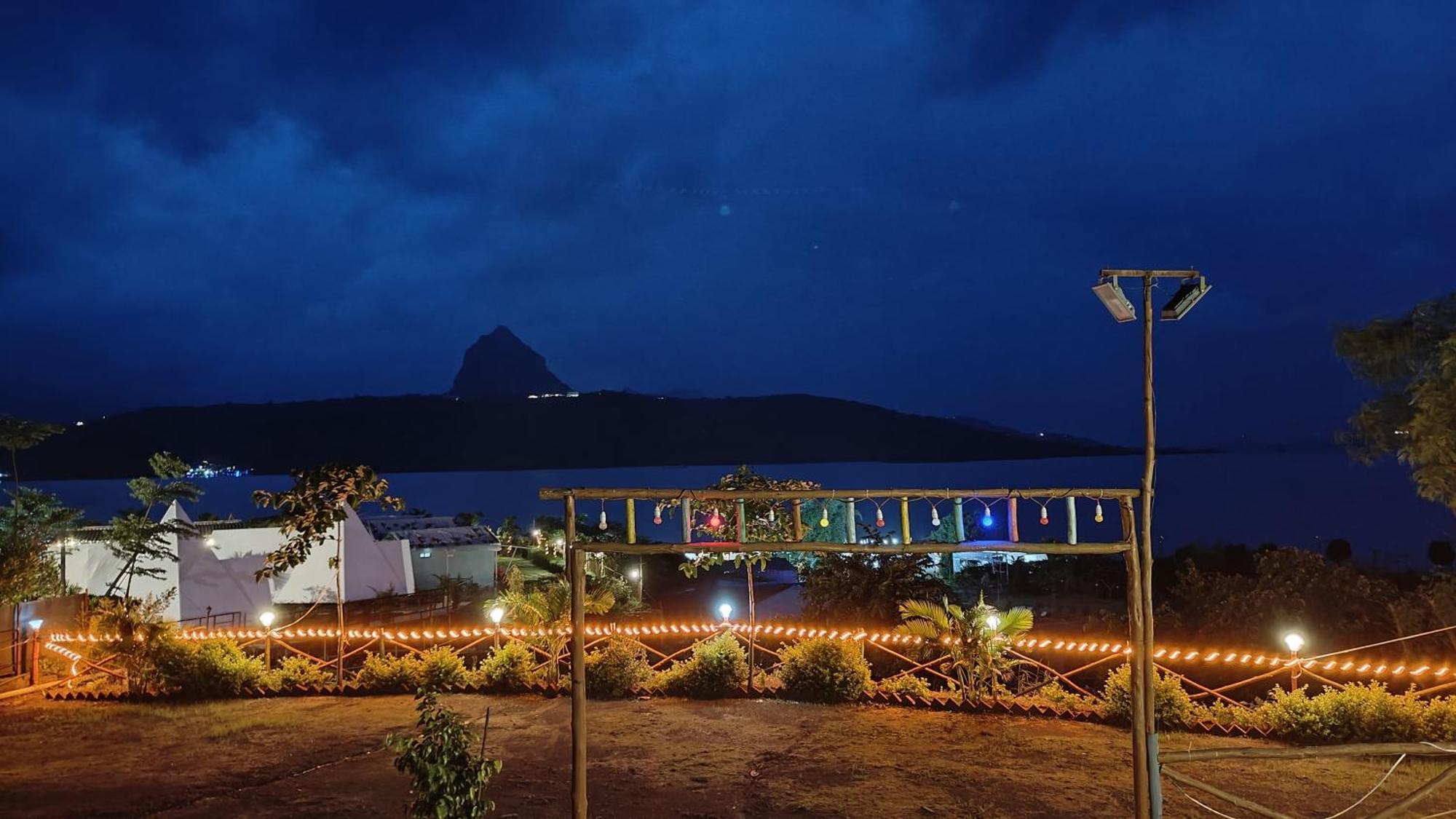 Shelby Pawana Lake Cottages & Camping Tents Lonavala Dış mekan fotoğraf